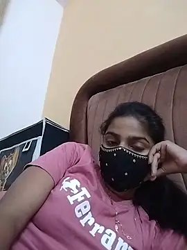 Snapshot of fuungirl38 chatting on 06-01-26, 08:32 fuungirl38 online show from 06-01-26, 08:32