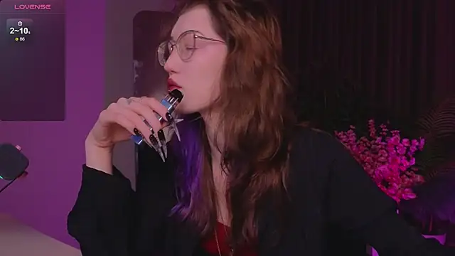 Snapshot of lissaros chatting on 11-30-25, 05:22 lissaros online show from 11-30-25, 05:22