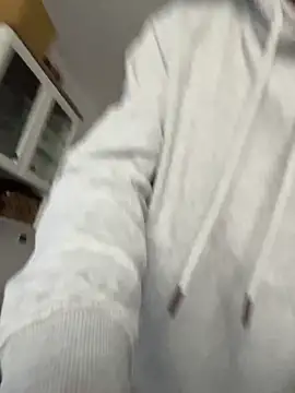 Snapshot of Celine_Roxelle chatting on 12-17-25, 11:16 Celine Roxelle online show from 12-17-25, 11:16