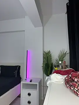 Snapshot of Celine_Roxelle chatting on 02-15-26, 07:10 Celine Roxelle online show from 02-15-26, 07:10