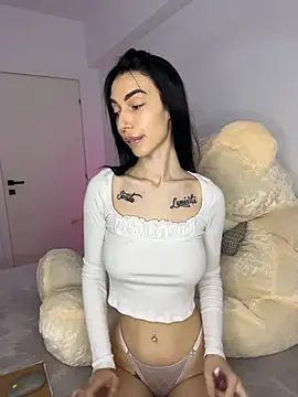 Snapshot of Celine_Roxelle chatting on 02-26-26, 06:07 Celine Roxelle online show from 02-26-26, 06:07