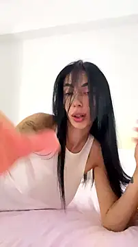 Snapshot of Celine_Roxelle chatting on 07-26-26, 11:28 Celine Roxelle online show from 07-26-26, 11:28