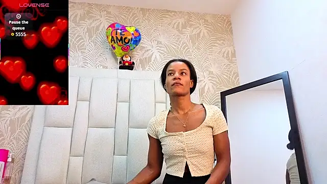 dafnnelewis online show from 03-04-26, 11:16