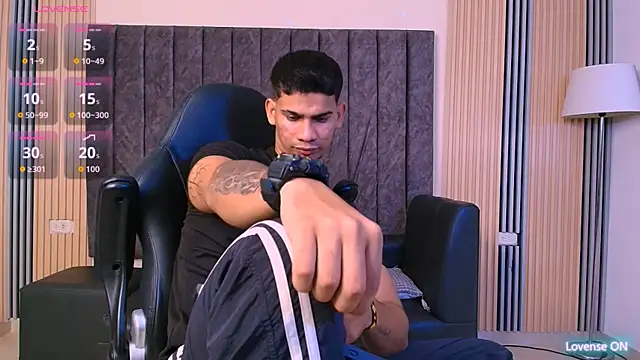 ANDRES STUD online show from 07-20-26, 03:32