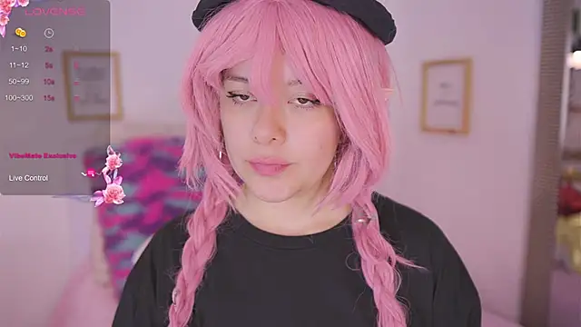 Snapshot of Neekito_ chatting on 11-22-25, 12:20 Neekito online show from 11-22-25, 12:20