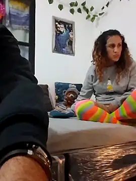 jeans and emma online show from 10-11-25, 01:49