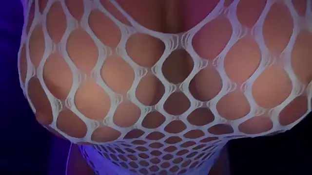 Snapshot of Loveblackzilla chatting on 03-03-25, 01:09 Loveblackzilla online show from 03-03-25, 01:09