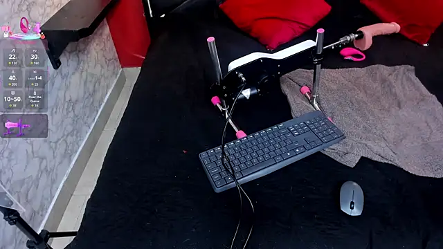 IVISBOUNCYASS online show from 11-22-25, 12:48