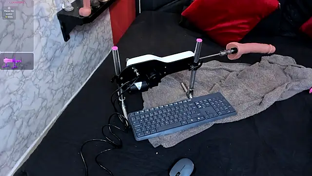 IVISBOUNCYASS online show from 02-07-26, 12:53