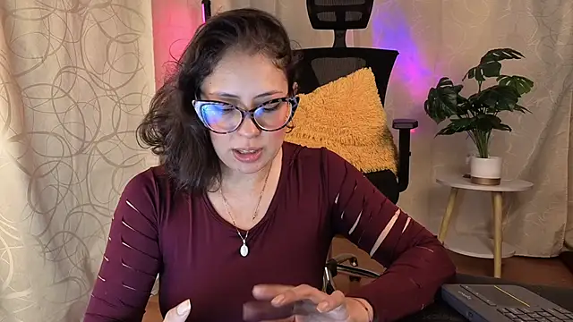 sophia dumont online show from 06-08-26, 03:29