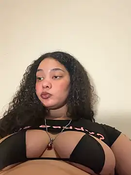 tastylolaaa online show from 06-12-26, 01:26