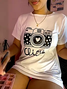 Snapshot of trex_x chatting on 11-21-25, 06:39 trex x online show from 11-21-25, 06:39