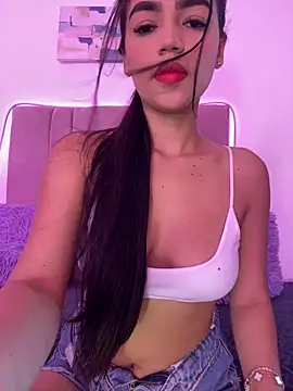 Snapshot of trex_x chatting on 02-15-26, 04:25 trex x online show from 02-15-26, 04:25