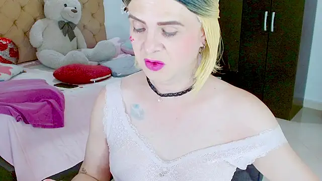 Dolldirtyxxx online show from 07-08-26, 11:31