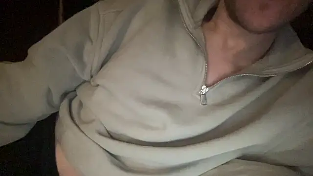 Snapshot of LeoLovelyDick chatting on 02-09-25, 02:17 LeoLovelyDick online show from 02-09-25, 02:17