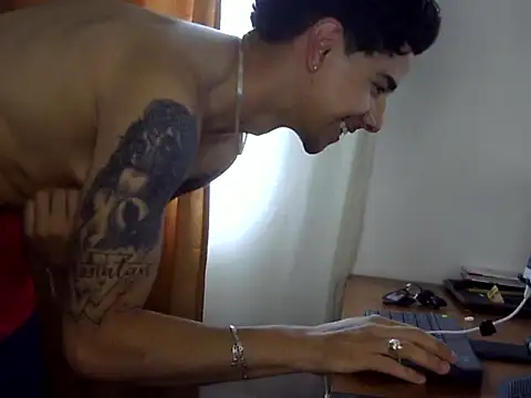 Snapshot of venusfranco_94 chatting on 09-18-25, 06:10 venusfranco 94 online show from 09-18-25, 06:10