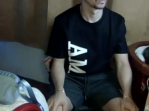 Snapshot of venusfranco_94 chatting on 10-21-25, 06:14 venusfranco 94 online show from 10-21-25, 06:14