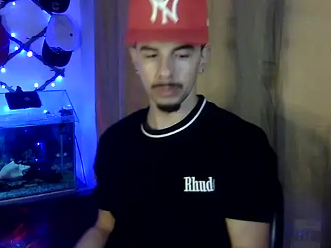 Snapshot of venusfranco_94 chatting on 12-02-25, 04:29 venusfranco 94 online show from 12-02-25, 04:29