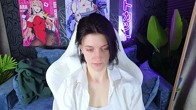 Snapshot of roxy_riot_ chatting on 02-20-25, 07:34 roxy riot online show from 02-20-25, 07:34