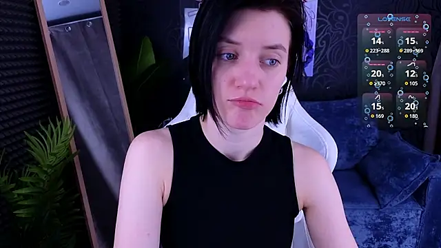 Snapshot of roxy_riot_ chatting on 02-07-26, 01:31 roxy riot online show from 02-07-26, 01:31