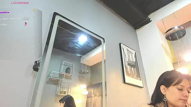 Snapshot of lolyyuno chatting on 09-30-25, 03:11 lolyyuno online show from 09-30-25, 03:11