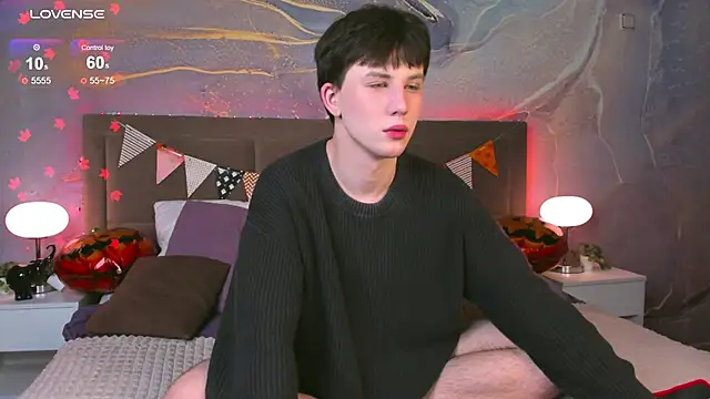 AdrianoAubert online show from 10-24-25, 03:25