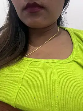 Snapshot of Deepcha1991 chatting on 02-19-25, 06:32 Deepcha1991 online show from 02-19-25, 06:32