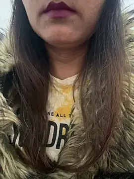 Snapshot of Deepcha1991 chatting on 02-22-25, 08:29 Deepcha1991 online show from 02-22-25, 08:29