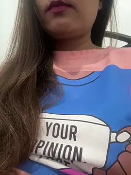 Snapshot of Deepcha1991 chatting on 02-23-25, 04:13 Deepcha1991 online show from 02-23-25, 04:13