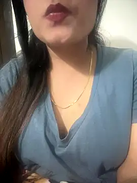 Snapshot of Deepcha1991 chatting on 09-08-25, 05:12 Deepcha1991 online show from 09-08-25, 05:12