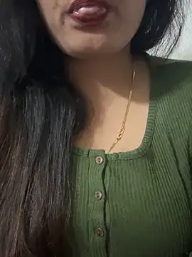 Snapshot of Deepcha1991 chatting on 09-10-25, 06:41 Deepcha1991 online show from 09-10-25, 06:41