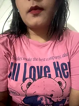 Snapshot of Deepcha1991 chatting on 09-15-25, 05:13 Deepcha1991 online show from 09-15-25, 05:13