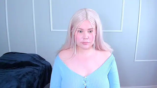  leana  online show from 11-16-25, 06:02