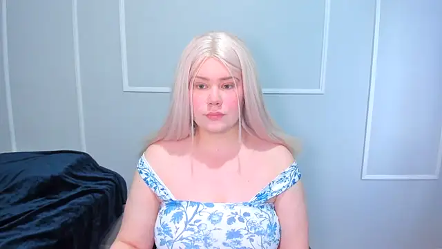  leana  online show from 12-04-25, 07:55