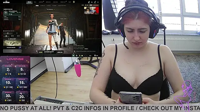 Snapshot of Gamergirl-Linela chatting on 03-22-25, 10:49 Gamergirl-Linela online show from 03-22-25, 10:49