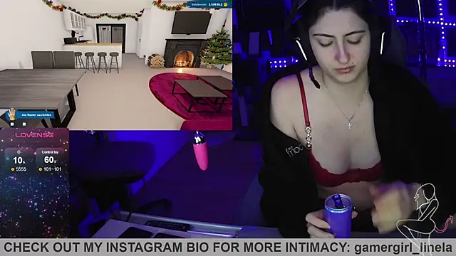 Snapshot of Gamergirl-Linela chatting on 12-17-25, 12:27 Gamergirl-Linela online show from 12-17-25, 12:27