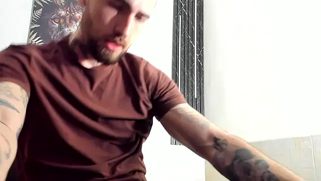 Snapshot of Luke_davis01 chatting on 03-20-25, 01:26 Luke davis01 online show from 03-20-25, 01:26