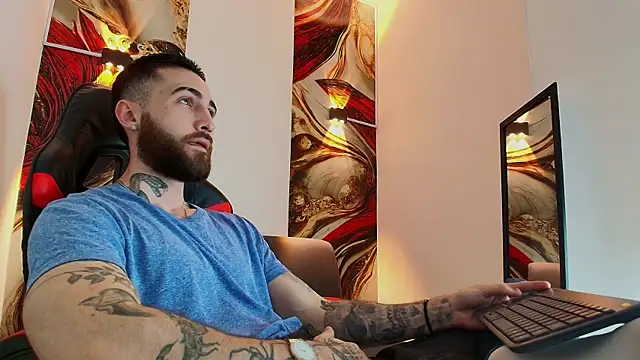 Luke davis01 online show from 10-24-25, 01:40