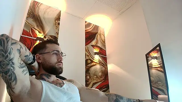 Luke davis01 online show from 03-25-26, 01:06