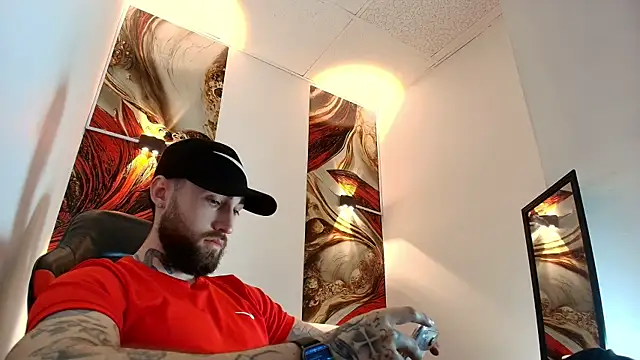 Luke davis01 online show from 04-01-26, 01:01