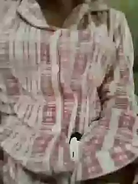 Snapshot of Nihal-68 chatting on 03-15-25, 01:41 Nihal-68 online show from 03-15-25, 01:41