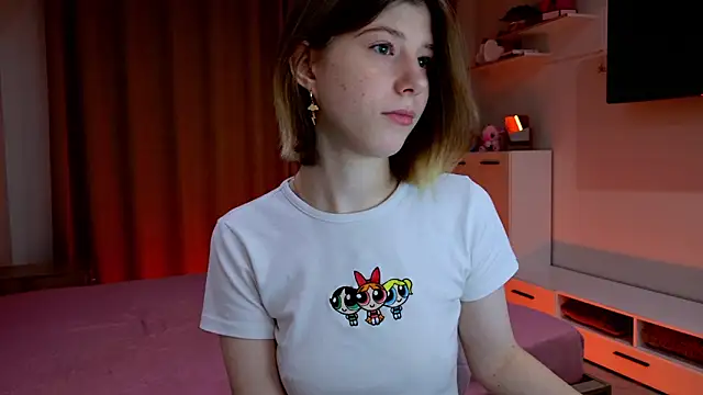 Snapshot of Bella_amory chatting on 01-31-26, 07:11 Bella amory online show from 01-31-26, 07:11