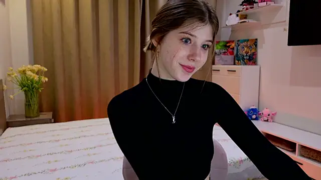 Snapshot of Bella_amory chatting on 02-22-26, 06:06 Bella amory online show from 02-22-26, 06:06