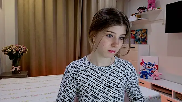 Snapshot of Bella_amory chatting on 03-15-26, 06:03 Bella amory online show from 03-15-26, 06:03