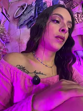 Skye Moore online show from 05-24-26, 02:27