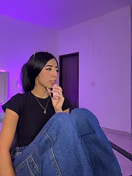 Mirandaa Rogers online show from 07-25-26, 07:11