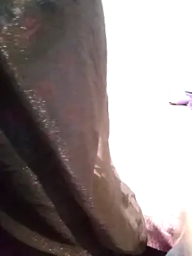 Snapshot of simrun70 chatting on 10-30-25, 07:36 simrun70 online show from 10-30-25, 07:36