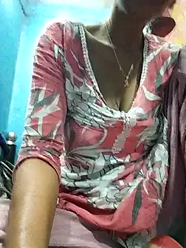 Snapshot of simrun70 chatting on 02-10-26, 12:48 simrun70 online show from 02-10-26, 12:48