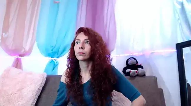 Snapshot of alisonandree chatting on 02-11-25, 06:22 alisonandree online show from 02-11-25, 06:22