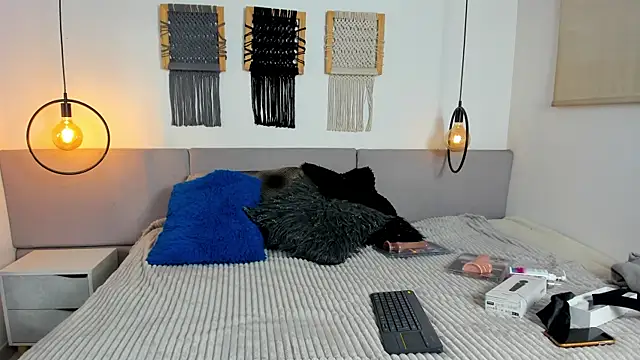 Adisson kyler online show from 09-15-25, 07:03